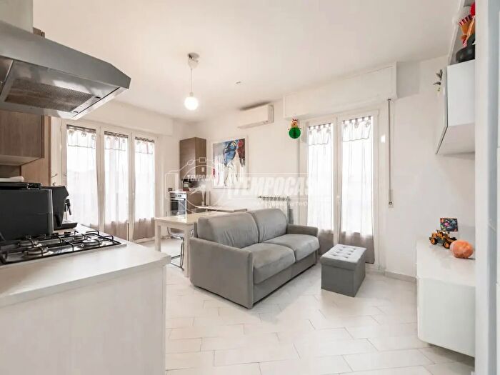 Appartamento trilocale in vendita in Via Narni d, Milano