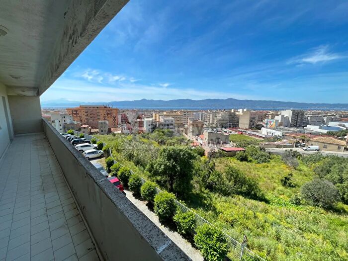 Appartamento quadrilocale in vendita in Via Padre Pio, Reggio Calabria