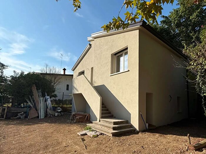 Casa con 7 locali in vendita in Via Brigata Marche, Conegliano