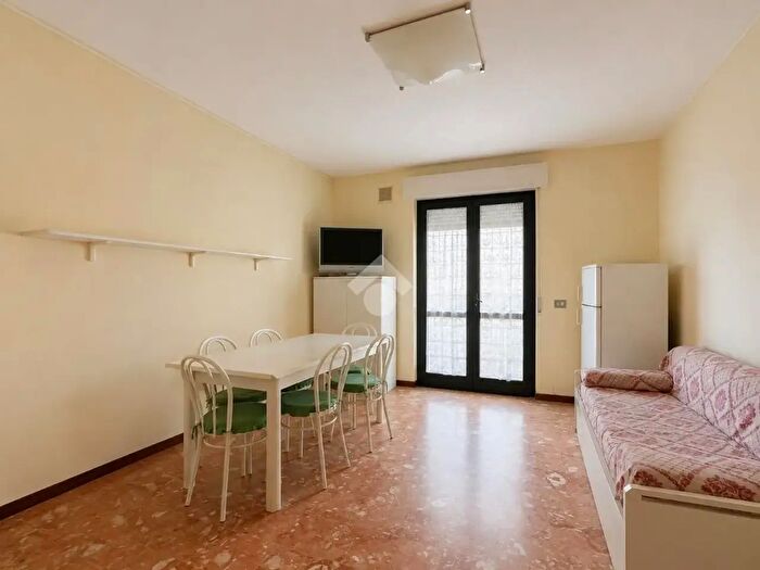 Appartamento trilocale in vendita in Strada Statale Sud, Vasto