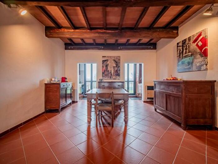 Casa con 6 locali in vendita in Rubiera