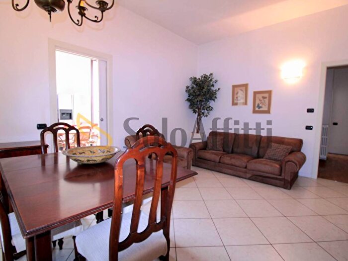 Appartamento quadrilocale in affitto in Viale Trieste, Barlassina