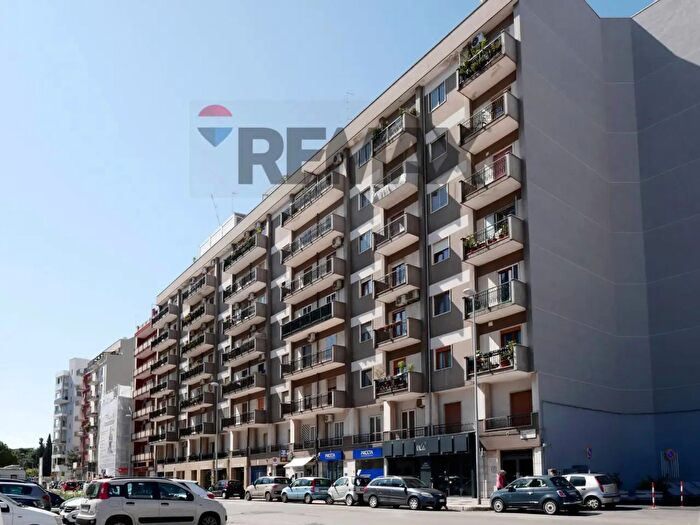 Appartamento quadrilocale in vendita in Via Giovanni Amendola, Bari