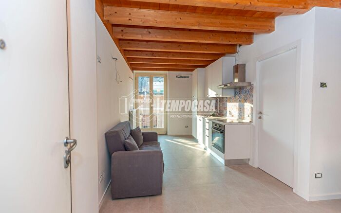 Appartamento bilocale in vendita in Via Tremellini, Foresto Sparso