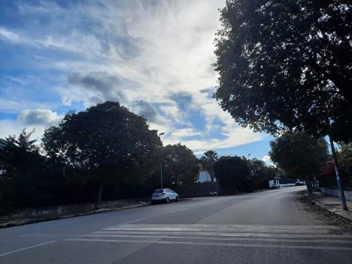 Appartamento trilocale in affitto in Via Clio, Palermo