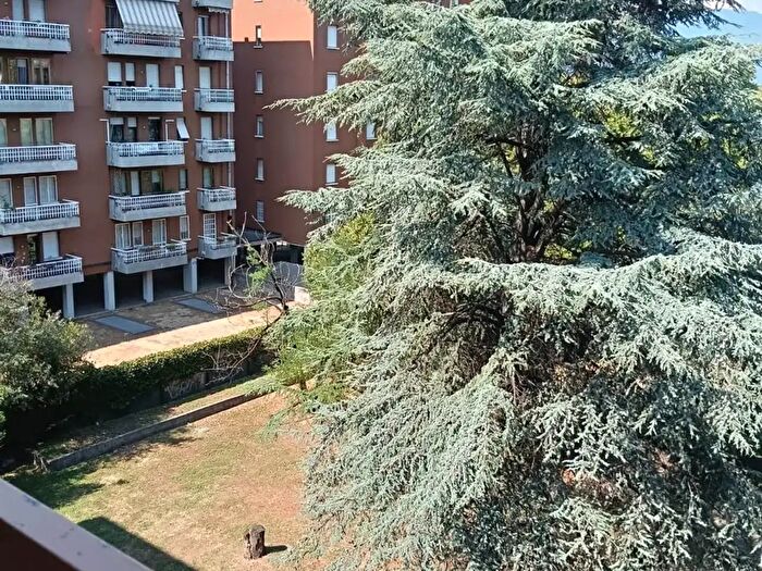 Appartamento quadrilocale in affitto in Brescia