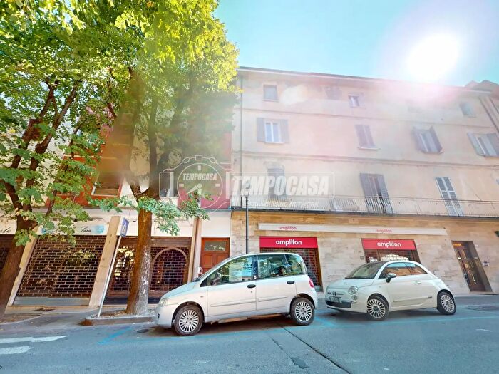 Appartamento trilocale in vendita in Viale Giosuè Carducci, Valsamoggia