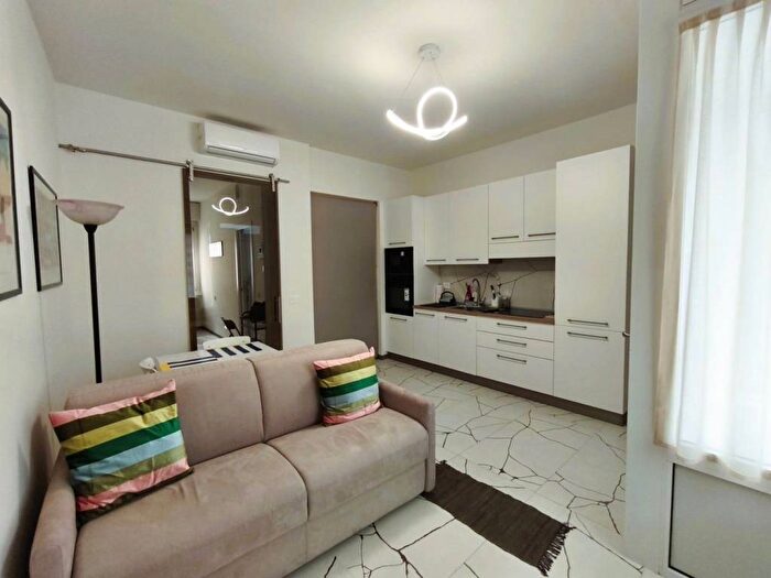 Appartamento bilocale in affitto in Via Cesare Battisti, Vimodrone