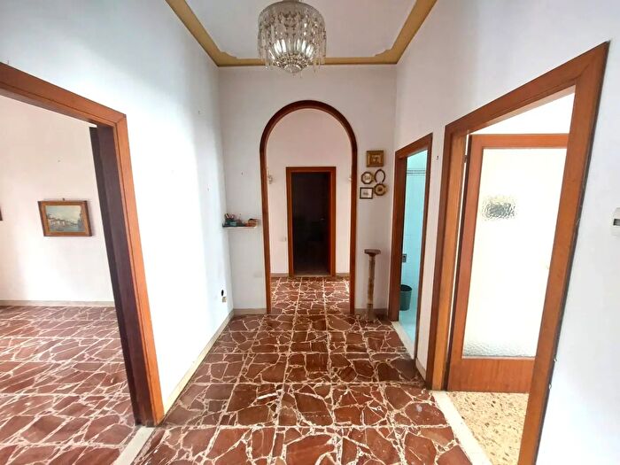 Appartamento quadrilocale in vendita in Via Villamagna, Firenze