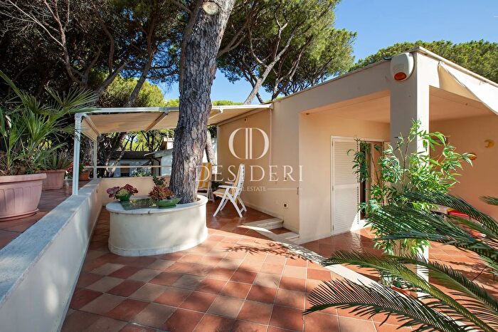 Casa con 6 locali in vendita in Via Cala Martina Grosseto, Grosseto