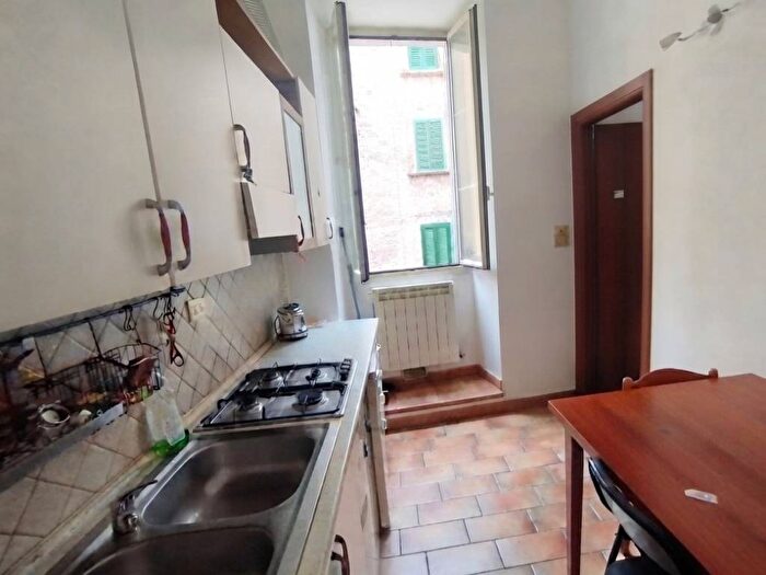 Appartamento trilocale in affitto in Via Pinturicchio, Centro Storico, Perugia