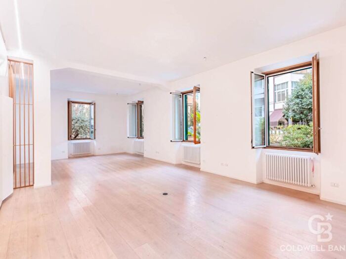 Appartamento con 5 locali in affitto in Via Montevideo, Pinciano Villa Ada, Roma