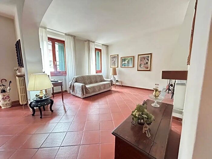 Casa con 5 locali in vendita in Peruzzi, Empoli