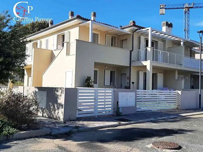 Appartamento quadrilocale in vendita in Viale Galliano, Cecina