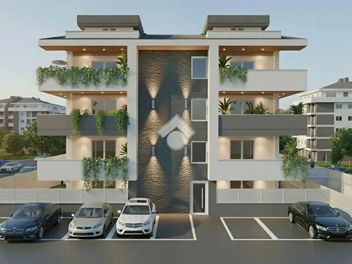 Appartamento trilocale in vendita in Viale di Marino, Ciampino