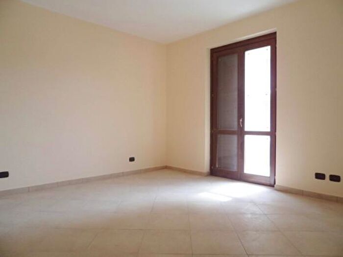 Casa con 5 locali in vendita in Aci Catena