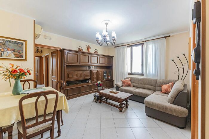 Appartamento quadrilocale in vendita in Via Rubizzano, San Pietro In Casale