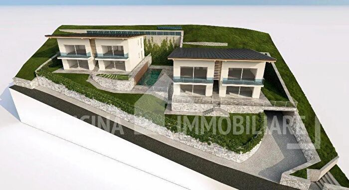 Appartamento trilocale in vendita in Via Antonia Maria Caraccioli, Vercana