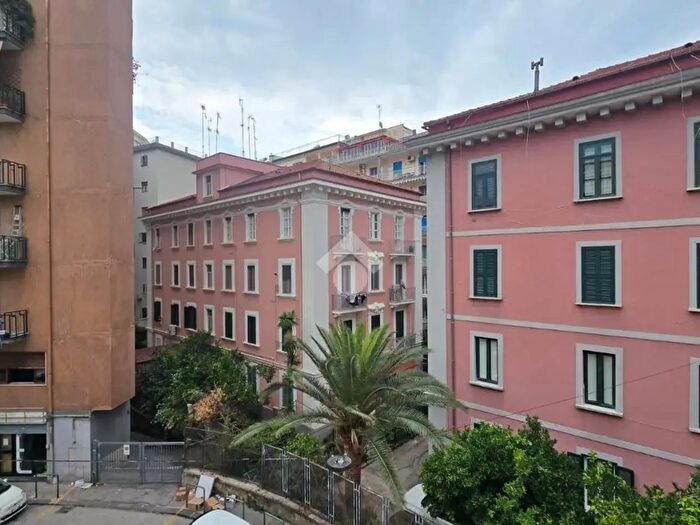 Appartamento bilocale in affitto in Via Fuso, Salerno