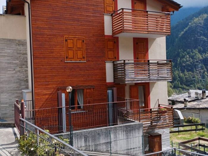 Appartamento bilocale in affitto in Via Franco Sampietro, Centro, Chiesa in Valmalenco