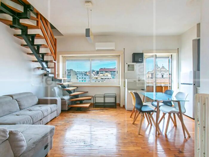 Appartamento bilocale in affitto in Via delle Fornaci, Roma