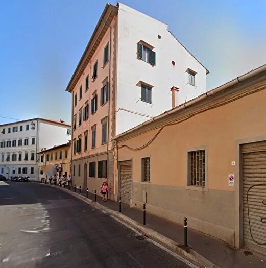 Appartamento con 5 locali in vendita in Via dei Funaioli, Livorno