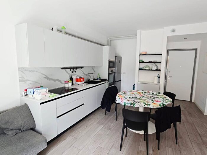 Appartamento bilocale in affitto in Via Carlo Conti, Greco Segnano, Milano