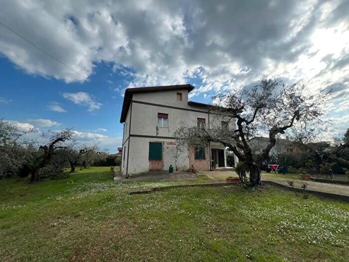 Casa con 5 locali in vendita in Fiano Romano