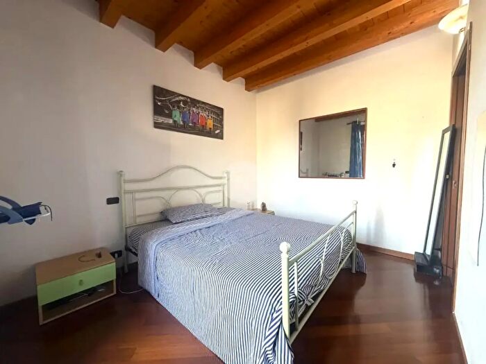 Appartamento bilocale in affitto in Via Monsignor Giovanni Biava, Cenate Sotto
