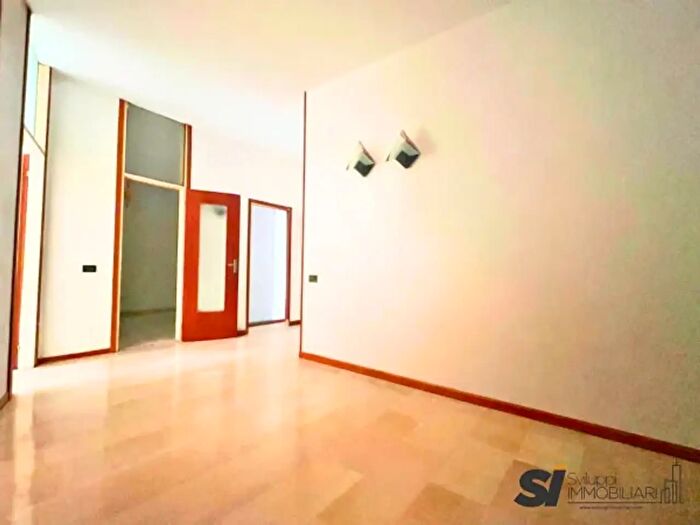 Appartamento bilocale in vendita in Via col di Lana, Novara