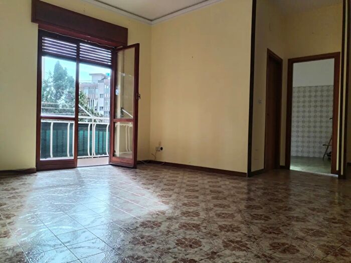 Appartamento quadrilocale in vendita in Via Freri Antonello, Catania