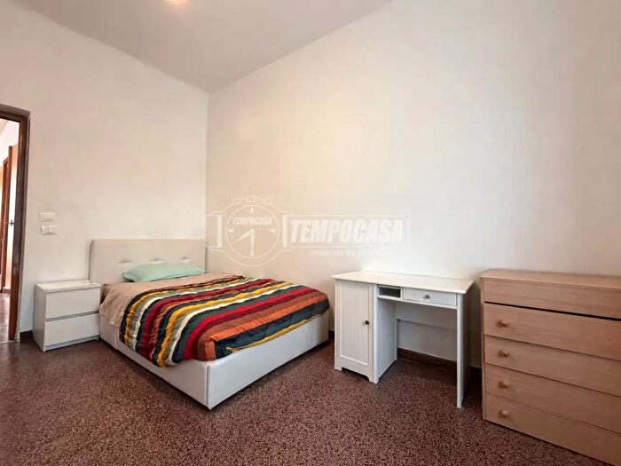 Appartamento con 5 locali in vendita in Corso Luigi Andrea Martinetti, Genova