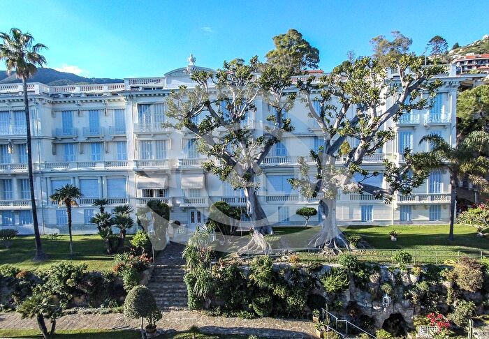 Appartamento bilocale in vendita in Via Cavalieri di Rodi, Ospedaletti