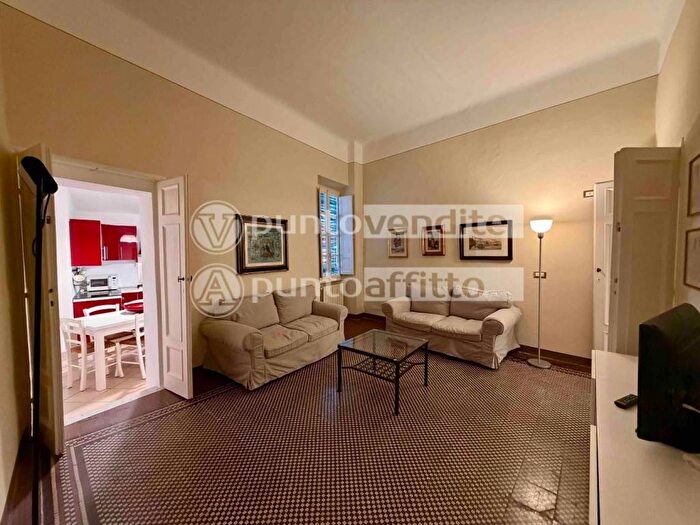 Appartamento con 5 locali in affitto in Via del Moro, Piazza Napoleone San Michele, Lucca