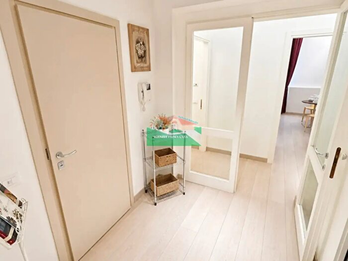 Appartamento con 6 locali in vendita in Raul Gardini, Ravenna
