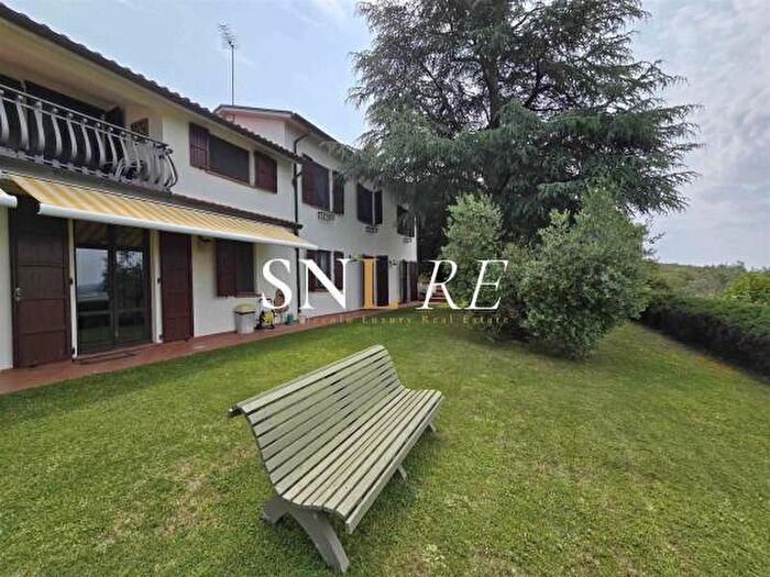 Casa con 6 locali in vendita in Località Puliciano, Arezzo