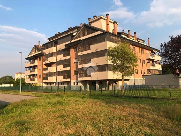 Appartamento bilocale in vendita in Via Ticinello, Lacchiarella