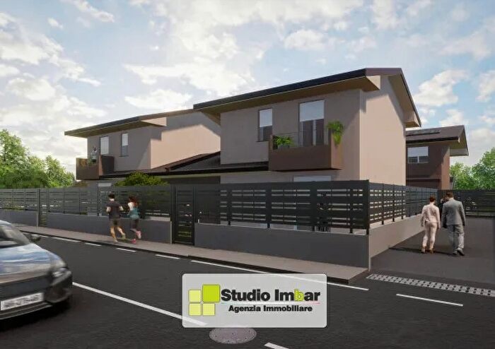 Casa quadrilocale in vendita in Via Vidalengo, Caravaggio