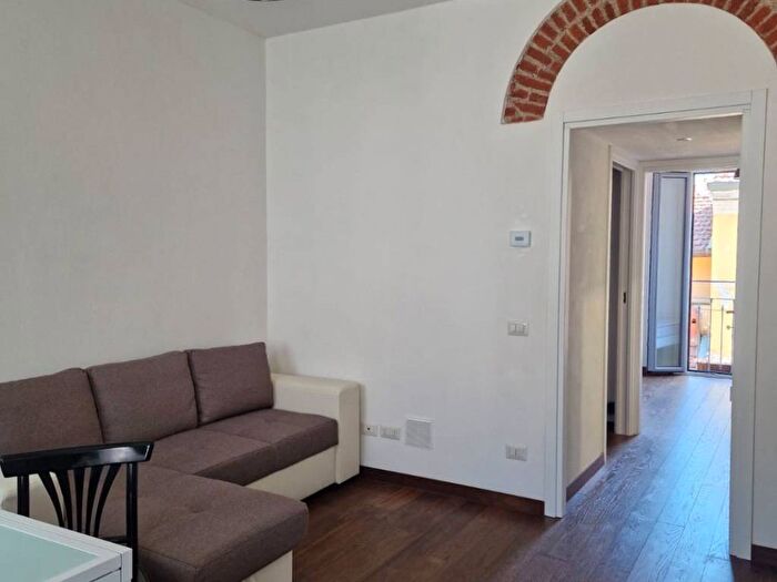 Appartamento bilocale in affitto in Via Arnolfo di Cambio, Paolo Sarpi, Milano