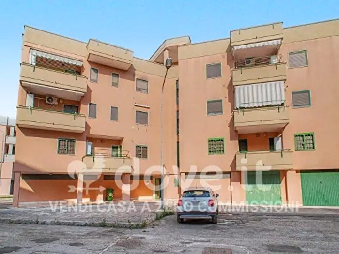 Appartamento quadrilocale in vendita in Via Lago di Alimini Piccolo, Taranto