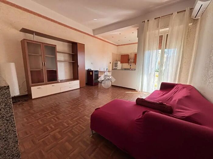 Appartamento trilocale in vendita in Via Sbarre Centrali, Reggio di Calabria