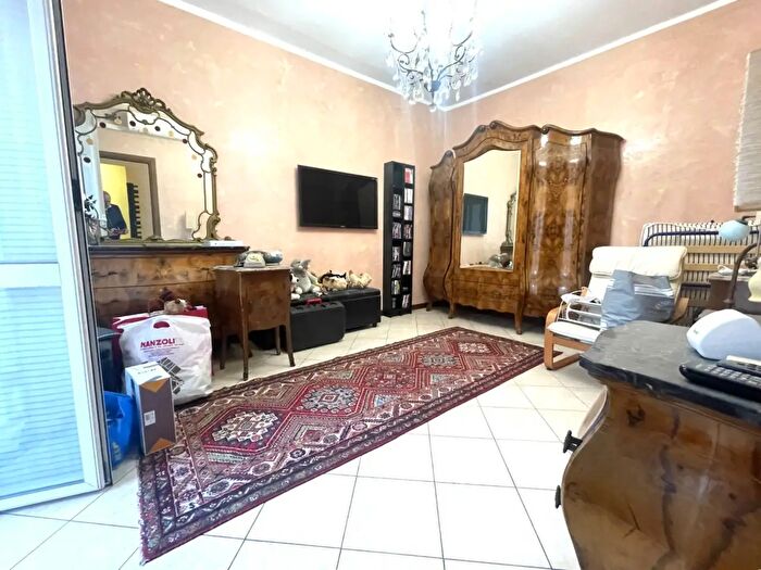 Appartamento bilocale in vendita in Via Cusago, Milano