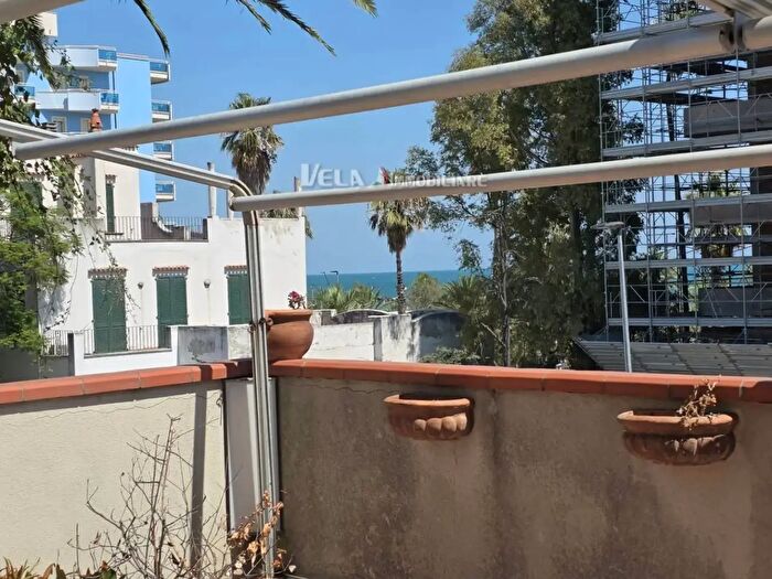 Appartamento bilocale in vendita in Via Clotilde di Savoia, San Benedetto Del Tronto