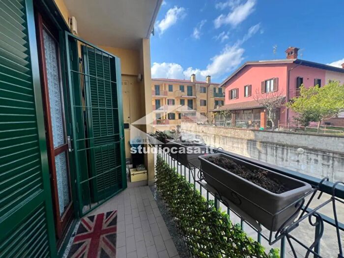 Appartamento trilocale in vendita in Via al Dosso, Marzano