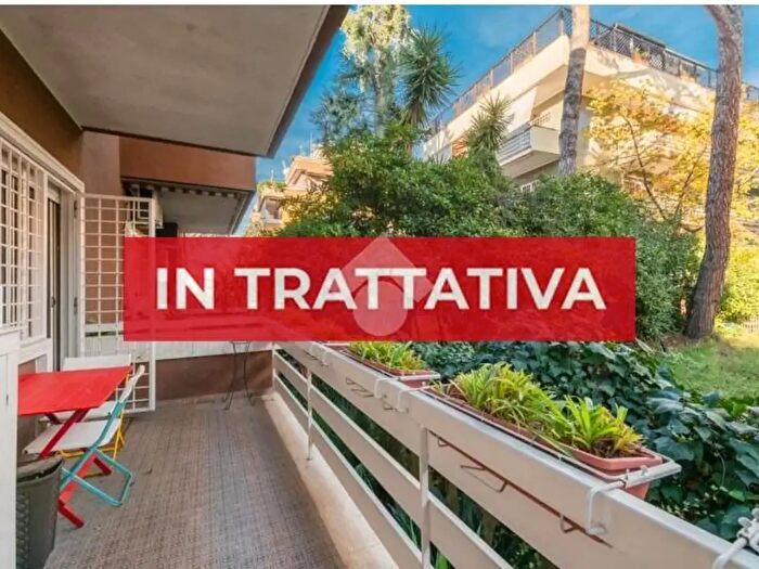 Appartamento bilocale in vendita in Via Courmayeur, Roma