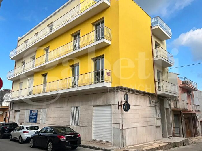 Appartamento trilocale in vendita in Solarino