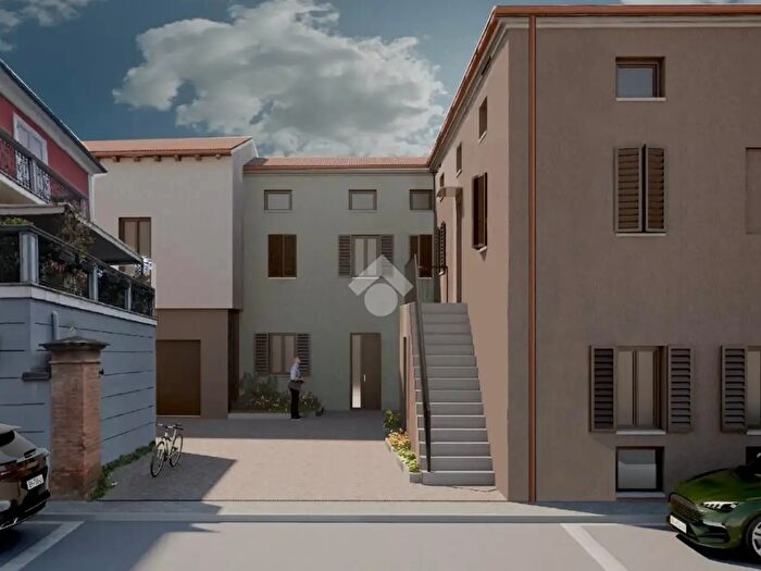 Appartamento trilocale in vendita in Via Solferino, Noceto