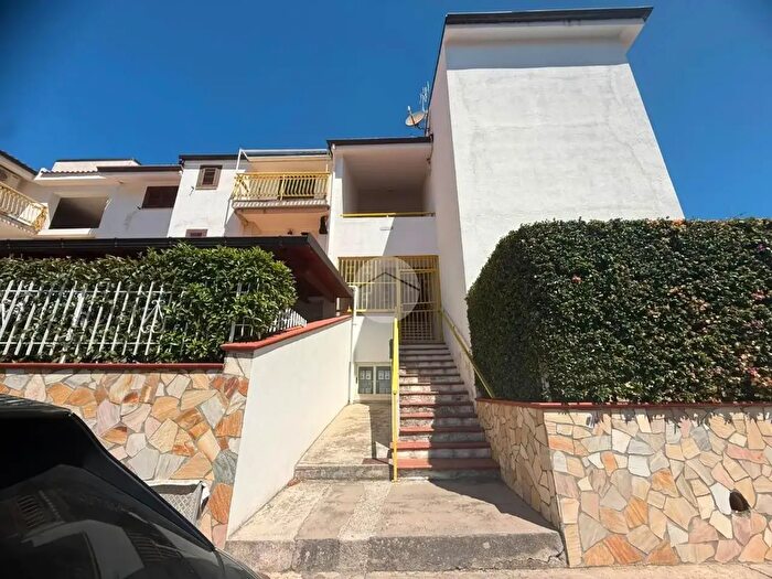 Appartamento trilocale in vendita in Via Panoramica, Scalea