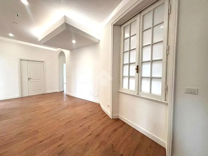 Appartamento con 5 locali in vendita in Via Giuseppe Mercalli, Roma