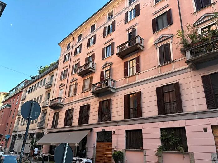 Appartamento bilocale in vendita in Via Marco d'Oggiono, Milano
